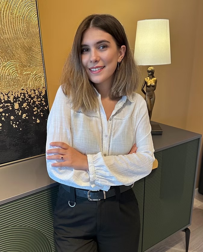 Georgiana Paunescu — Designer